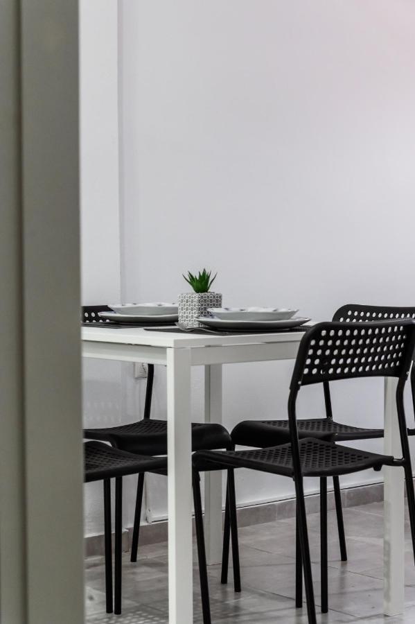 Minimalistic Apartment Petros Heraclión Exterior foto